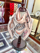 Load image into Gallery viewer, CLTH106 100%Pure Silk 90x90cm