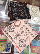 Load image into Gallery viewer, CLTH107 100%Pure Silk 90x90cm