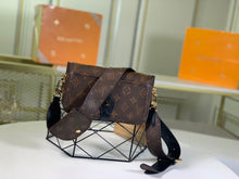 Load image into Gallery viewer, LB340 6.7x3.9x1.8inch