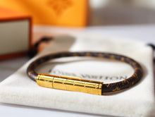 Load image into Gallery viewer, JW211