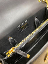 Load image into Gallery viewer, DR123 9.8x7.5x4.7inch