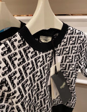 Load image into Gallery viewer, CLTH125 S/M/L