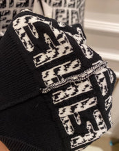 Load image into Gallery viewer, CLTH125 S/M/L