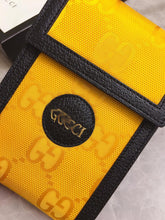 Load image into Gallery viewer, GC220 4.3x7.1x1.4inch