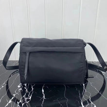 Load image into Gallery viewer, PD084 11.8x8.5x4.7inch