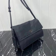 Load image into Gallery viewer, PD084 11.8x8.5x4.7inch