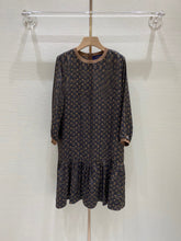 Load image into Gallery viewer, CLTH144 SizeS/M/L/XL