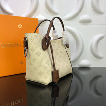 Load image into Gallery viewer, LB372 S:9.1x8.3x5.1inch M:18x11.6x6.7inch