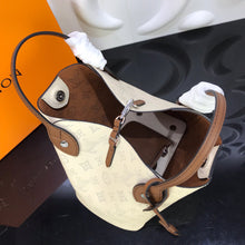 Load image into Gallery viewer, LB372 S:9.1x8.3x5.1inch M:18x11.6x6.7inch