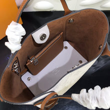 Load image into Gallery viewer, LB373 S:9.1x8.3x5.1inch M:18x11.6x6.7inch