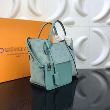 Load image into Gallery viewer, LB374 S:9.1x8.3x5.1inch M:18x11.6x6.7inch