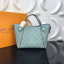 Load image into Gallery viewer, LB374 S:9.1x8.3x5.1inch M:18x11.6x6.7inch