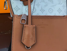 Load image into Gallery viewer, LB376 S:9.1x8.3x5.1inch M:18x11.6x6.7inch