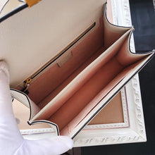 Load image into Gallery viewer, GC227 9.8x6.9x2.8inch