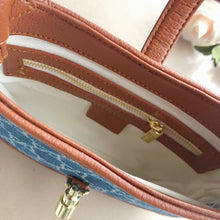 Load image into Gallery viewer, GC230 Mini:7.5x5.1x1.2inch Small:11x7.5x2inch