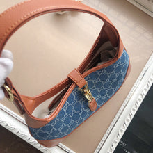 Load image into Gallery viewer, GC231 Mini:7.5x5.1x1.2inch Small:11x7.5x2inch