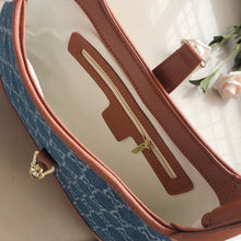 Load image into Gallery viewer, GC231 Mini:7.5x5.1x1.2inch Small:11x7.5x2inch