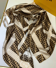 Load image into Gallery viewer, CLTH152 100% Silk 90x90cm