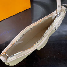 Load image into Gallery viewer, LB378 7.5x4.3x1.2inch