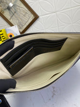 Load image into Gallery viewer, GC241 12x8.3x0.6inch