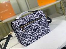 Load image into Gallery viewer, LB384 9.8x7.5x2.8inch