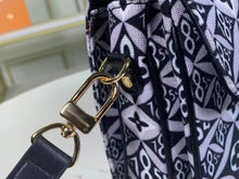 Load image into Gallery viewer, LB384 9.8x7.5x2.8inch