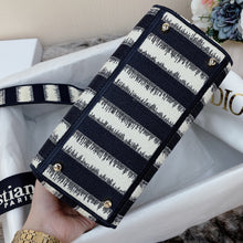 Load image into Gallery viewer, DR146 HIGHEST QUALITY VERSION 9.5x7.9x4.3inch