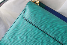 Load image into Gallery viewer, LB425 9.1x7.1x5.2inch