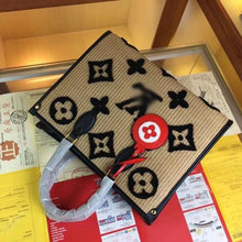 Load image into Gallery viewer, LB432 MM Size: 13.8x10.6x5.5inch GM Size: 16x13.4x7.5inch