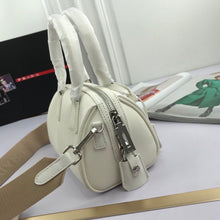 Load image into Gallery viewer, PD104 7.9x4.3x4.3inch