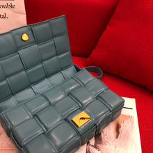 Load image into Gallery viewer, BV023 10.2x3.1x7.1inch