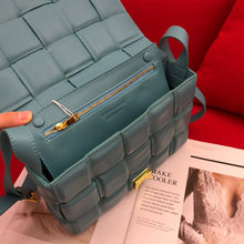 Load image into Gallery viewer, BV023 10.2x3.1x7.1inch