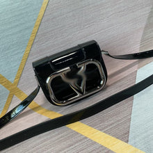 Load image into Gallery viewer, VLTN005 HIGHEST QUALITY VERSION Mini:7.1x2.8x5.1inch Small:10.6x2x5.9inch