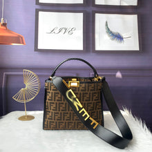 Load image into Gallery viewer, FF102 11.8x9.8x5.9inch