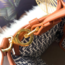 Load image into Gallery viewer, FF106 11.8x9.8x5.9inch