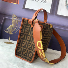 Load image into Gallery viewer, FF107 11.8x9.8x5.9inch