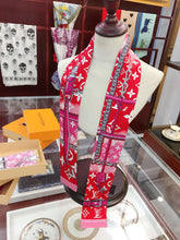 Load image into Gallery viewer, CLTH164 100% Silk 8x120cm