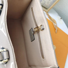 Load image into Gallery viewer, LB451 9.8x7.5x4.3inch