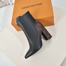 Load image into Gallery viewer, SE539 Size5-11 Heels:9.5cm Material: Cowhide Lining: Sheep skin Sole: Rubber leather