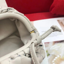 Load image into Gallery viewer, BV030 8.7x4.7x2.8inch