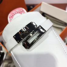 Load image into Gallery viewer, SE546 Size5-10 Material: Cowhide Lining: Canvas Sole: Italian leather