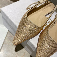 Load image into Gallery viewer, SE546 Size4-11 Material: High quality knitted fabric Lining: Sheep skin Sole: Italian leather