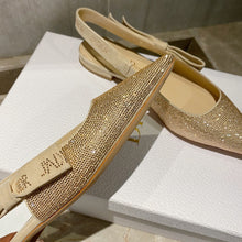 Load image into Gallery viewer, SE546 Size4-11 Material: High quality knitted fabric Lining: Sheep skin Sole: Italian leather