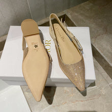 Load image into Gallery viewer, SE546 Size4-11 Material: High quality knitted fabric Lining: Sheep skin Sole: Italian leather