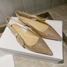 Load image into Gallery viewer, SE546 Size4-11 Material: High quality knitted fabric Lining: Sheep skin Sole: Italian leather