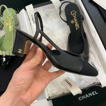 Load image into Gallery viewer, SE548 Size 4-10 Heels:6cm Material: Sheep skin Lining: Sheep skin Sole: Italian leather