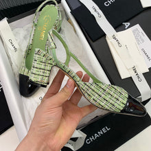 Load image into Gallery viewer, SE549 Size 4-10 Heels:6cm Material: Sheep skin Lining: Sheep skin Sole: Italian leather