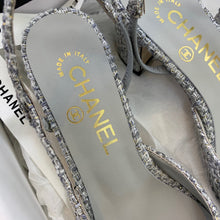 Load image into Gallery viewer, SE550 Size 4-10 Heels:6cm Material: Sheep skin Lining: Sheep skin Sole: Italian leather