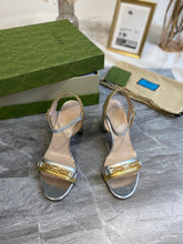 Load image into Gallery viewer, SE553 Size 4-9 Heels:7.5cm Material: Cowhide Lining: Sheep skin Sole: Italian leather