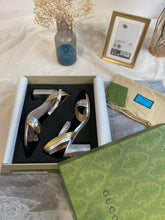 Load image into Gallery viewer, SE553 Size 4-9 Heels:7.5cm Material: Cowhide Lining: Sheep skin Sole: Italian leather